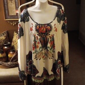BOHEMIAN TOP EXOTIC BIRDS